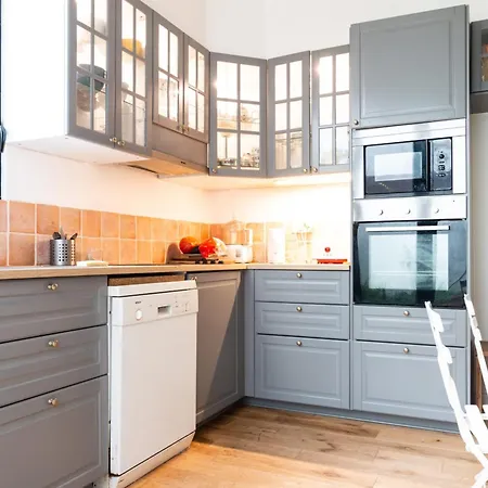 Superb Cozy In Billancourt