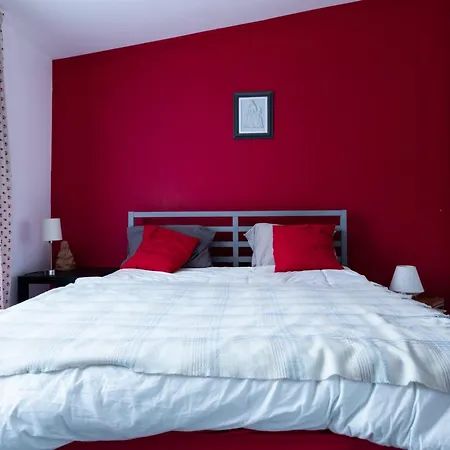 Superb Cozy In Billancourt Lejlighed
